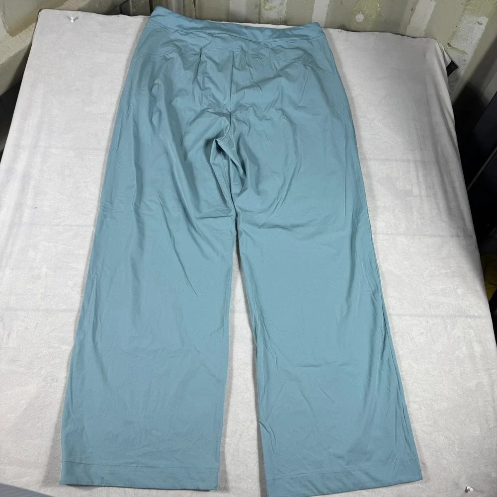 NWT Nike Dri-Fit Bliss Womens Trouser Pants Light Blue Pleated Wide Leg Size XL